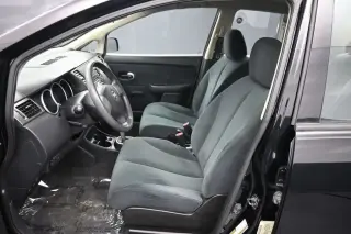 Nissan Versa 2011 1.8 S 4p Sedan 6M