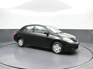 Nissan Versa 2011 1.8 S 4p Sedan 6M