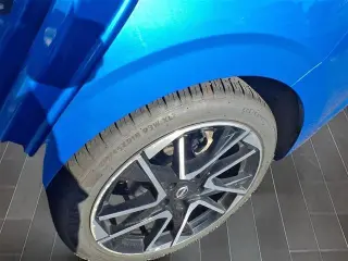 Nissan Sentra 2025 SR sedán de 4 puertas
