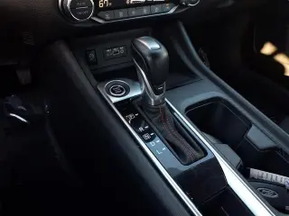 Nissan Sentra 2025 SR sedán de 4 puertas