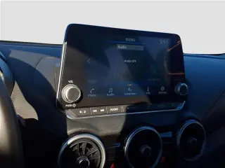 Nissan Sentra 2025 SR sedán de 4 puertas