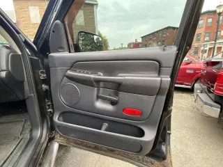 Dodge Ram 2500 2004