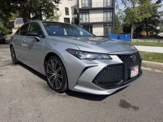 Toyota Avalon 2019