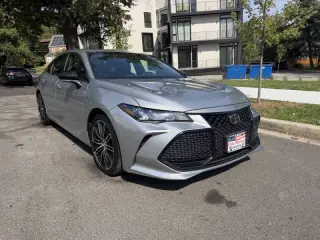 Toyota Avalon 2019