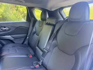 Jeep Cherokee 2022