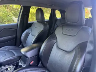 Jeep Cherokee 2022
