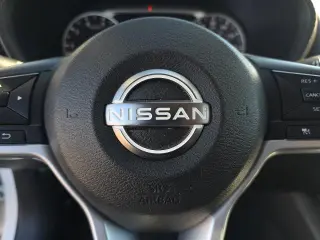 Nissan Sentra 2024 SV 4dr Sedán