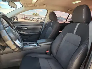 Nissan Sentra 2021 SV Sedán de 4 puertas