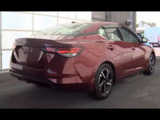Sedán Nissan Sentra 2025 SV 4 puertas