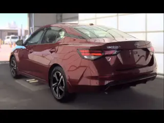 Sedán Nissan Sentra 2025 SV 4 puertas