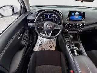 Nissan Sentra 2024 SV 4dr Sedán