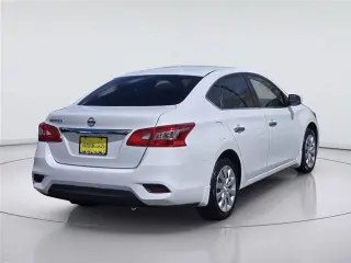 Sedán Nissan Sentra 2017 S 4 puertas 6M