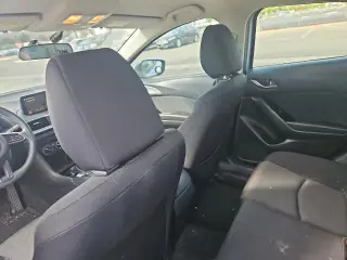 Mazda Mazda3 2017 Sport 4p Sedan 6M