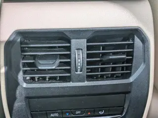 BMW Serie 3 2021 330e Sedán 4 puertas