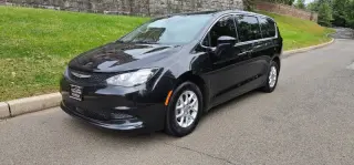 2022 Chrysler Voyager
