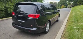 2022 Chrysler Voyager