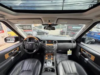Land Rover LR4 2015
