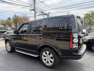 Land Rover LR4 2015