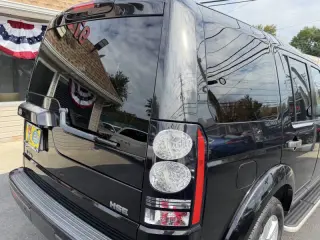 Land Rover LR4 2015