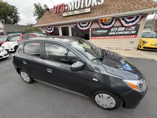 Mitsubishi Mirage 2024