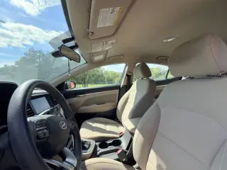 Hyundai Elantra 2020