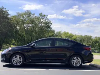 Hyundai Elantra 2020
