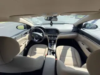 Hyundai Elantra 2020