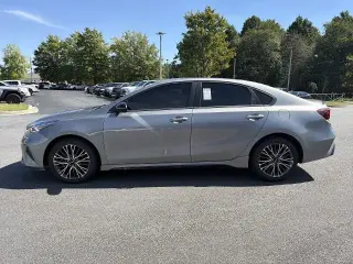 Kia Forte 2024 GT-Line 4p Sedano