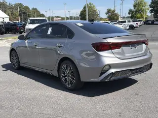 Kia Forte 2024 GT-Line 4p Sedano