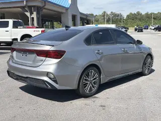 Kia Forte 2024 GT-Line 4p Sedano