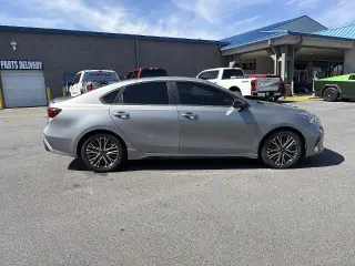 Kia Forte 2024 GT-Line 4p Sedano
