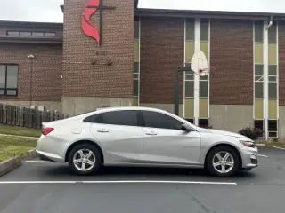 Chevrolet Malibu 2021