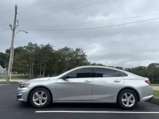 Chevrolet Malibu 2021