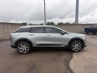 Cadillac OPTIQ 2025 AWD Luxury 2 4dr SUV