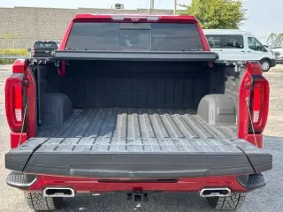GMC Sierra 1500 2022 4x4 AT4 4dr Crew Cab 5.8 ft. SB