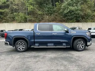 GMC Sierra 1500 2022 4x4 SLT 4p. Cabina de tripulación 5.8 ft. CB