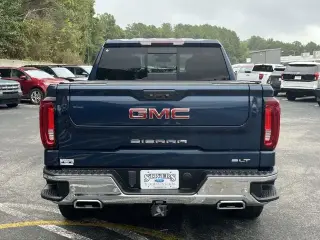 GMC Sierra 1500 2022 4x4 SLT 4p. Cabina de tripulación 5.8 ft. CB