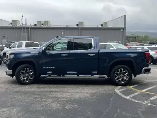 GMC Sierra 1500 2022 4x4 SLT 4p. Cabina de tripulación 5.8 ft. CB