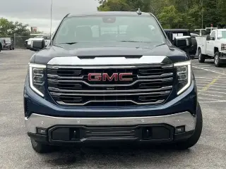 GMC Sierra 1500 2022 4x4 SLT 4p. Cabina de tripulación 5.8 ft. CB
