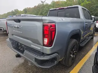GMC Sierra 1500 2023 4x4 Elevation 4dr Crew Cab 5.8 ft. SB