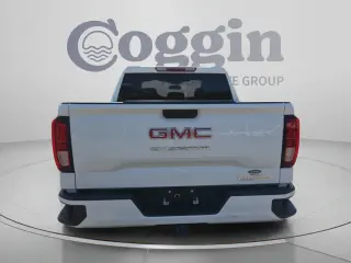 GMC Sierra 1500 2023 4x4 Elevation 4p Cab de tripulacion 5.8 ft. CB