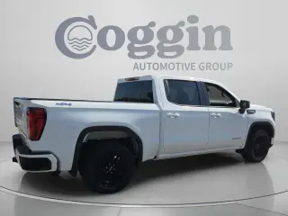GMC Sierra 1500 2023 4x4 Elevation 4p Cab de tripulacion 5.8 ft. CB