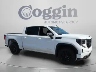 GMC Sierra 1500 2023 4x4 Elevation 4p Cab de tripulacion 5.8 ft. CB