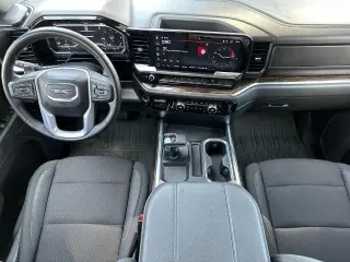 GMC Sierra 1500 2023 4x4 Elevation Cabina Crew 4 puertas 5.8 pies SB