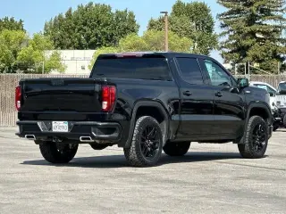GMC Sierra 1500 2023 4x4 Elevation Cabina Crew 4 puertas 5.8 pies SB