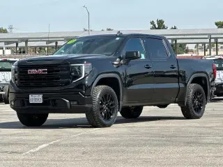GMC Sierra 1500 2023 4x4 Elevation Cabina Crew 4 puertas 5.8 pies SB