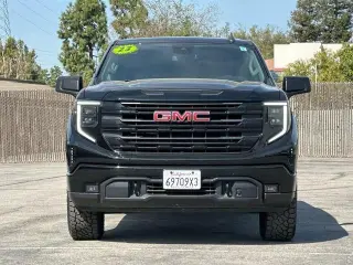 GMC Sierra 1500 2023 4x4 Elevation Cabina Crew 4 puertas 5.8 pies SB