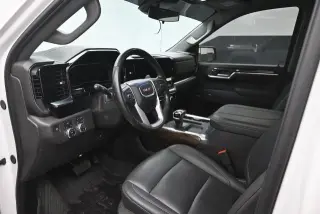 GMC Sierra 1500 2025 4x4 Elevation 4p Puerta de Tripulación 5.8 ft. CB