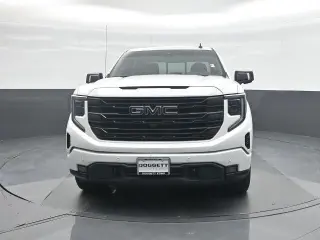 GMC Sierra 1500 2025 4x4 Elevation 4p Puerta de Tripulación 5.8 ft. CB