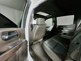 GMC Sierra 1500 2020 4x4 Denali 4p Cab Camioneta de Tripulación 5.8 ft. CB
